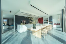 Keuken met betonvloer